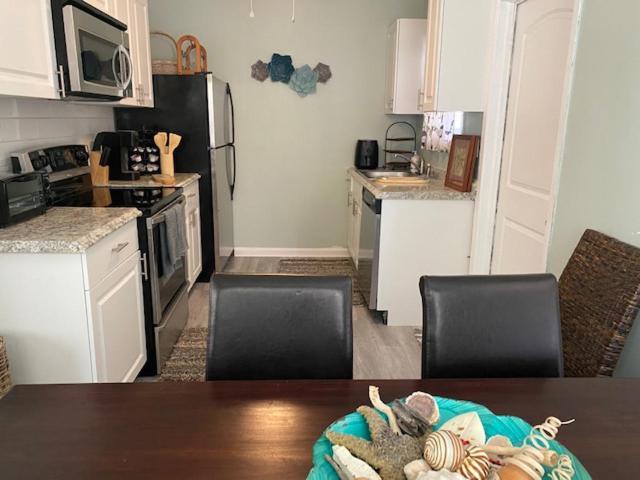 5 Min To Beach Large Living Room Fenced Backyard Bbq Firepit Driveway Boat Parking Lake Worth Beach Exterior foto